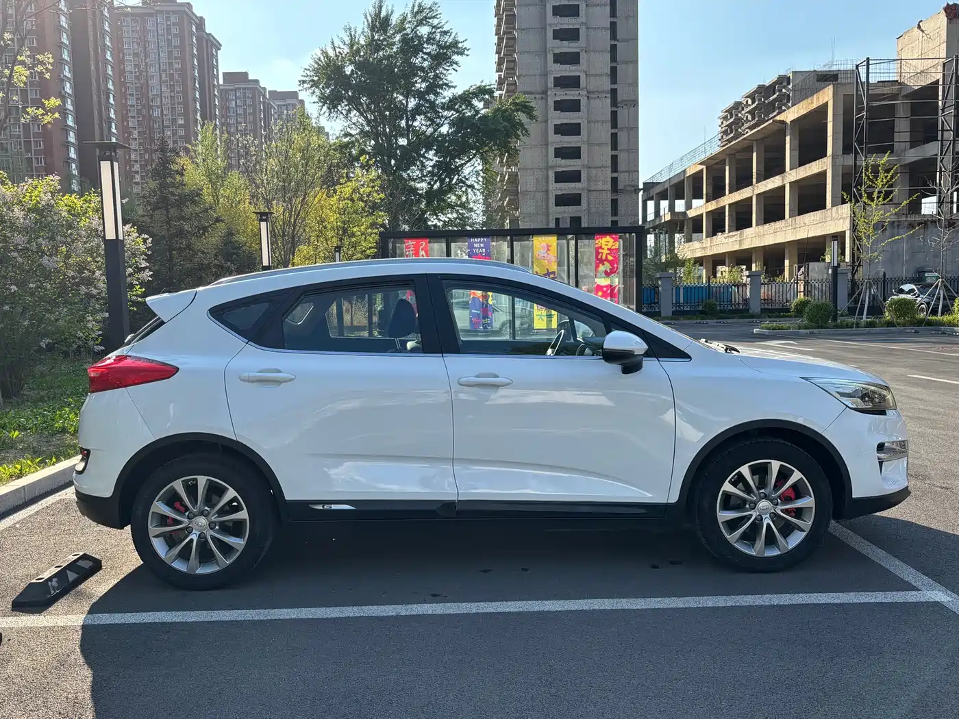 Photo 7 - Geely Emgrand GS