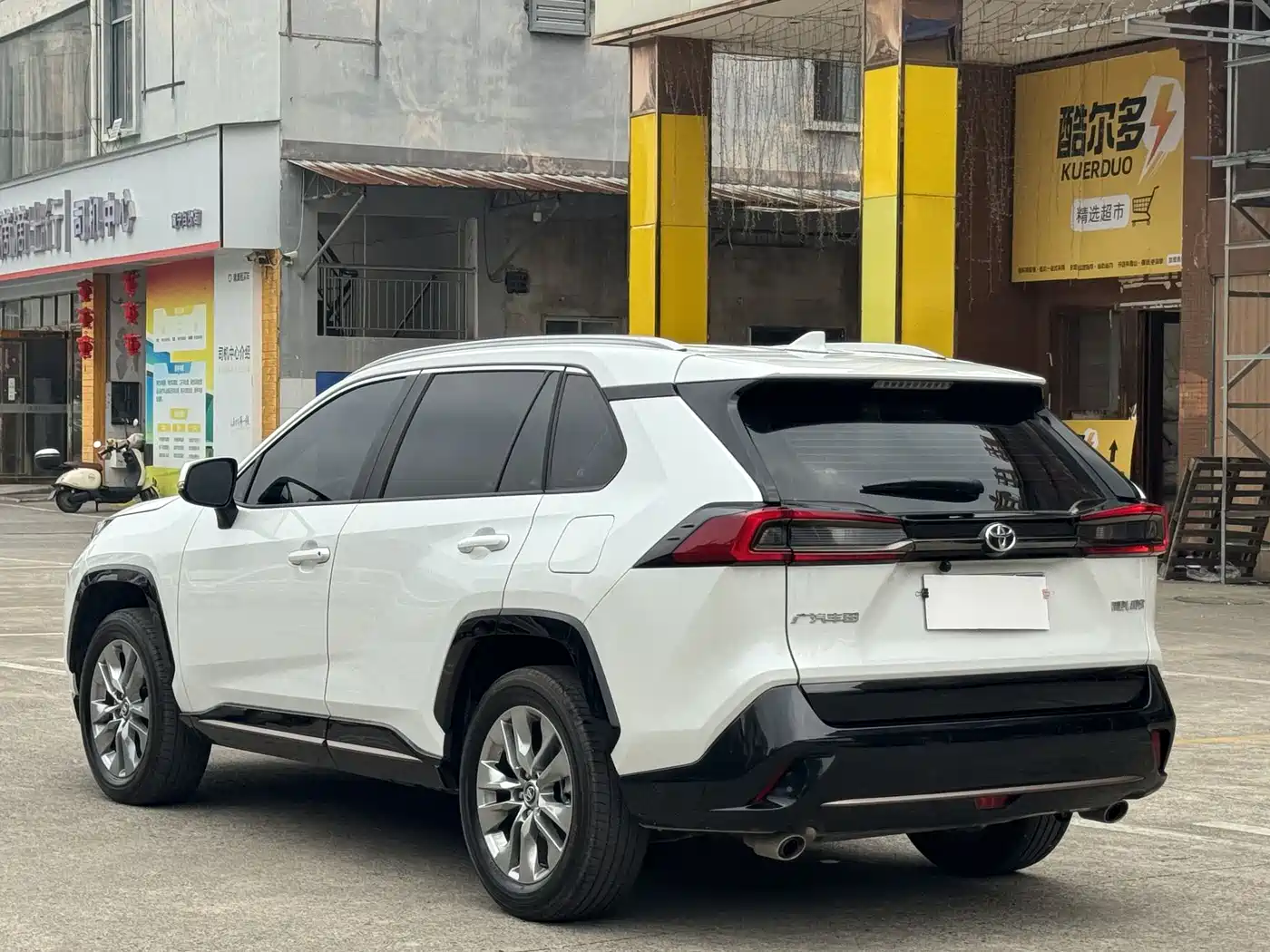 Toyota Wildlander 2024 2.0L CVT 2WD Urban Edition фото 4