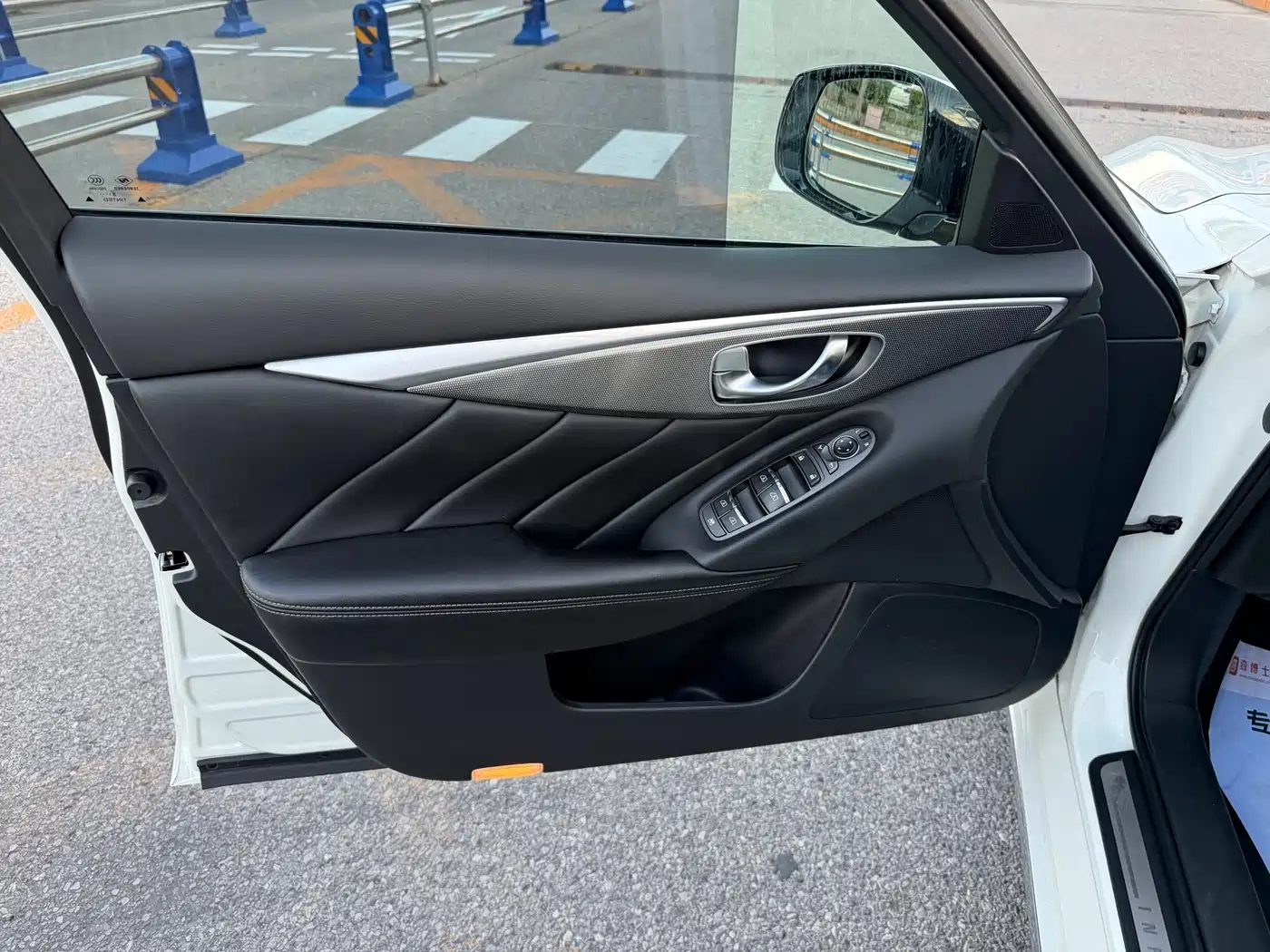 Infiniti Q50L 2018 2018 2.0T Leisure Edition (China VI)
