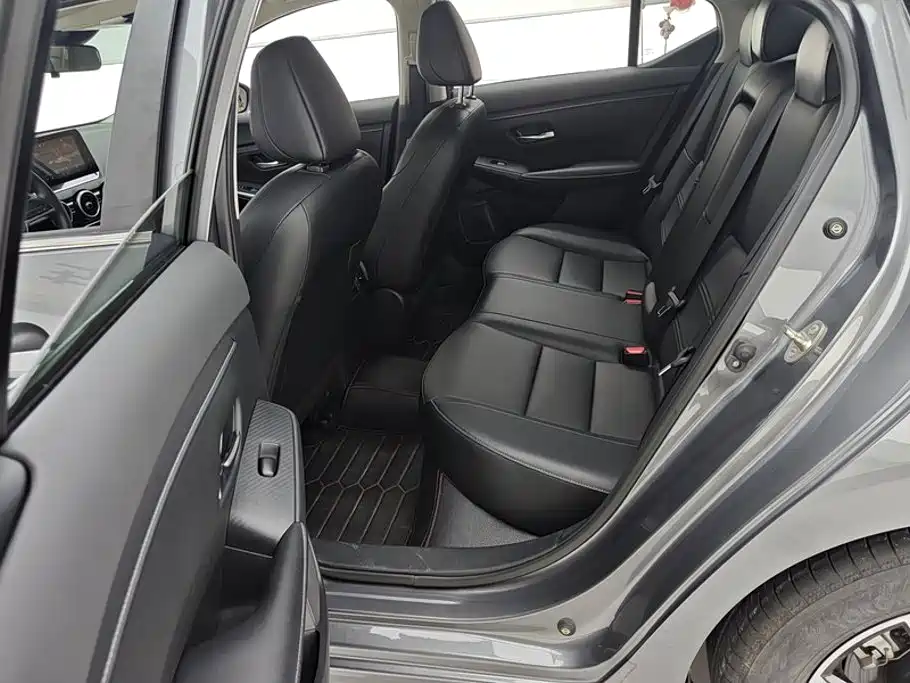 Nissan SYLPHY, миниатюра 11