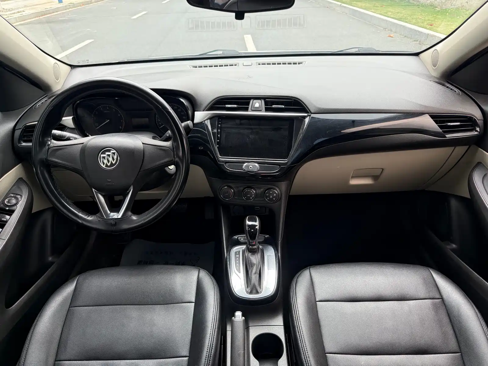 Фото 10 - Buick Excelle