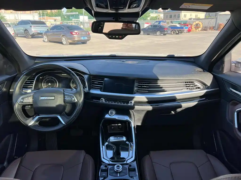 Photo 11 - Haval H6