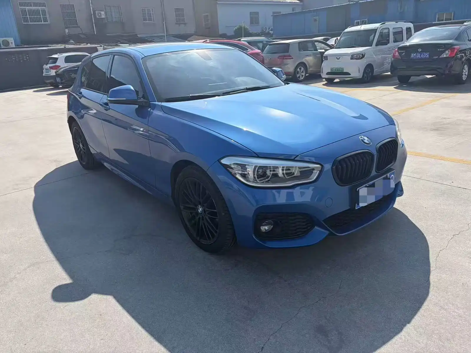 صورة 2 - BMW 1 Series (Import)