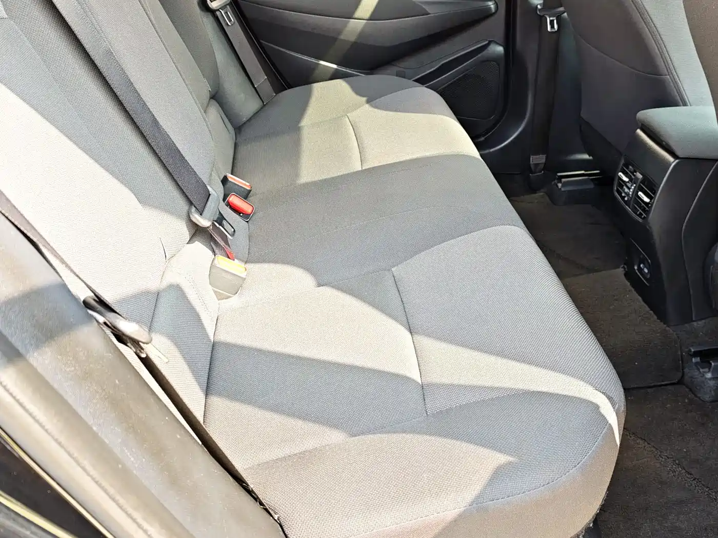 Toyota Levin 2019 Dual Engine 1.8H E-CVT Luxury Edition China V фото 24