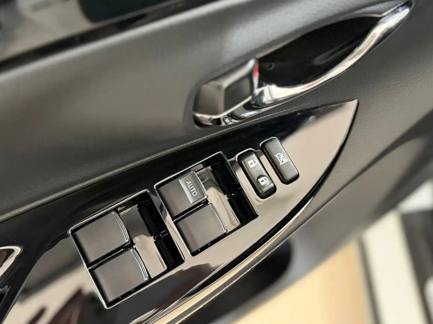 Toyota YARiS L Zhi Xuan 2022 1.5L CVT Luxury PLUS Edition фото 20