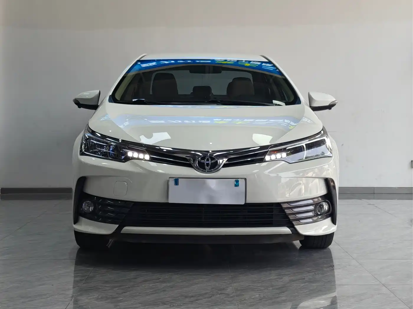 Toyota Corolla 2017 Facelift 1.2T S-CVT GL фото 2