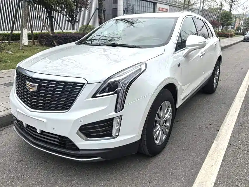 CADILLAC XT5