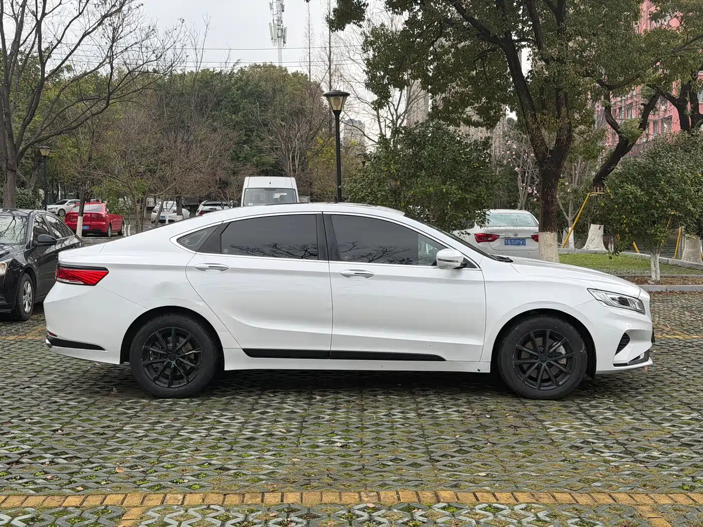 GEELY AUTOMOBILE BORUI