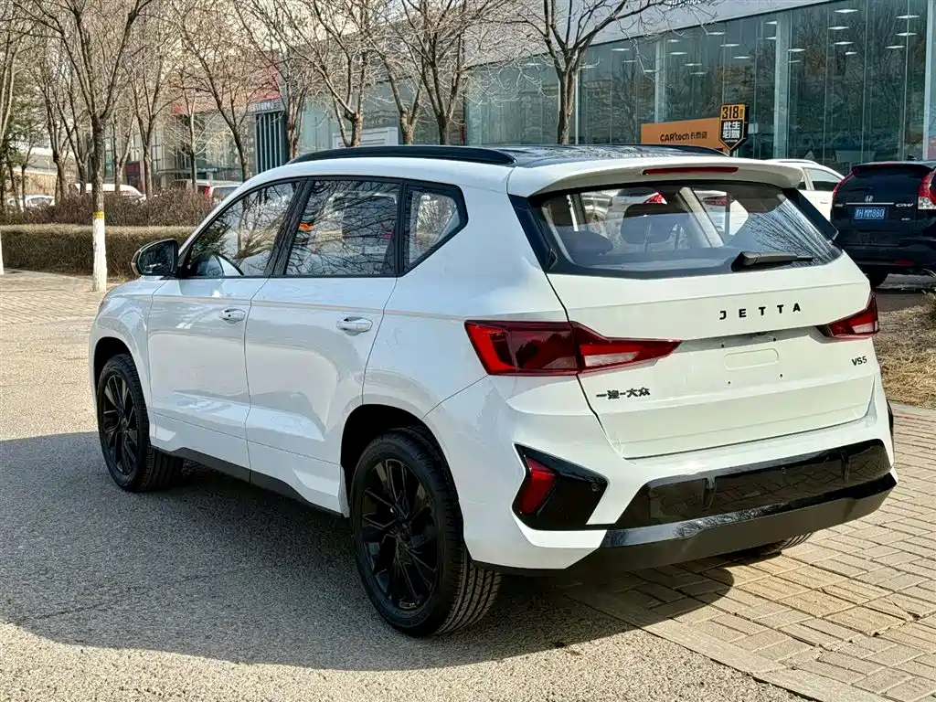 JETTA VS5