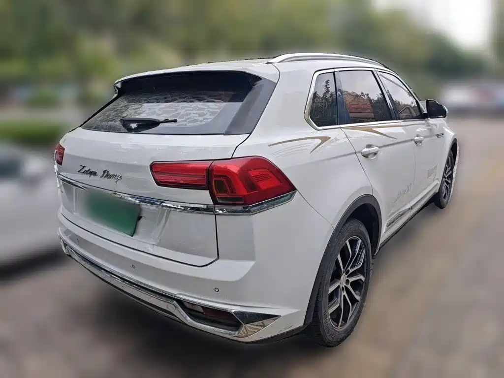 Фото 4 - Zotye X7