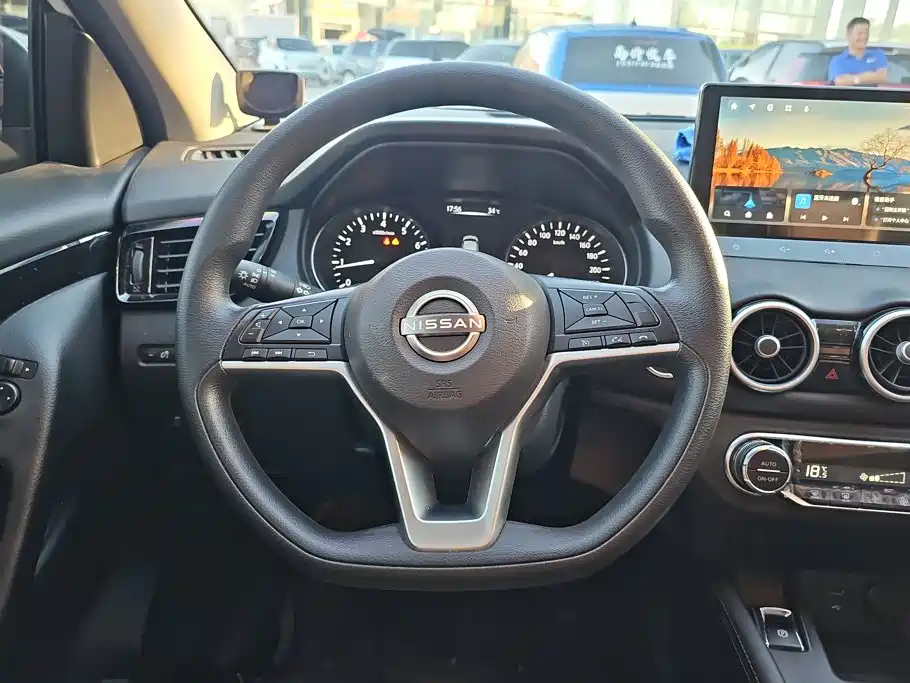 Nissan Qashqai 2026 2025 Facelift Honor 2.0L CVT XV Sincere Edition