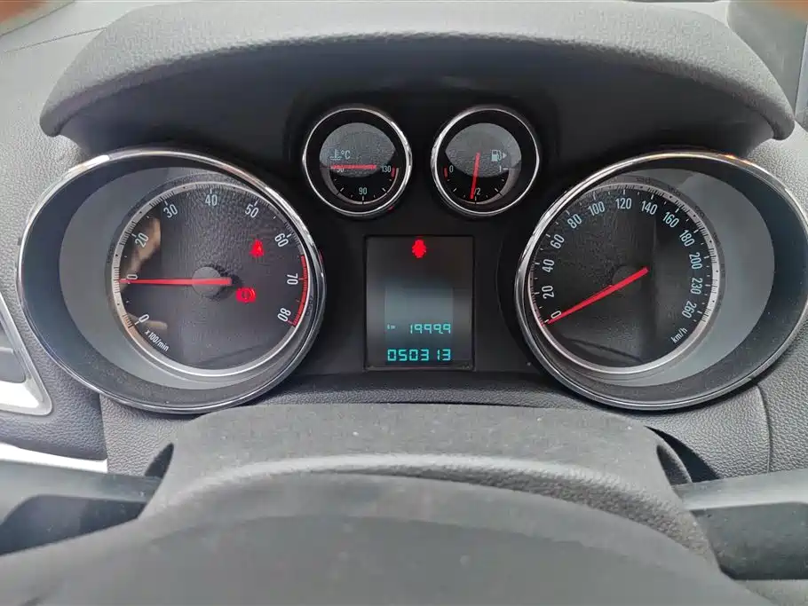 Buick Encore 2014 1.4T Manual 2WD Urban Progressive фото 14