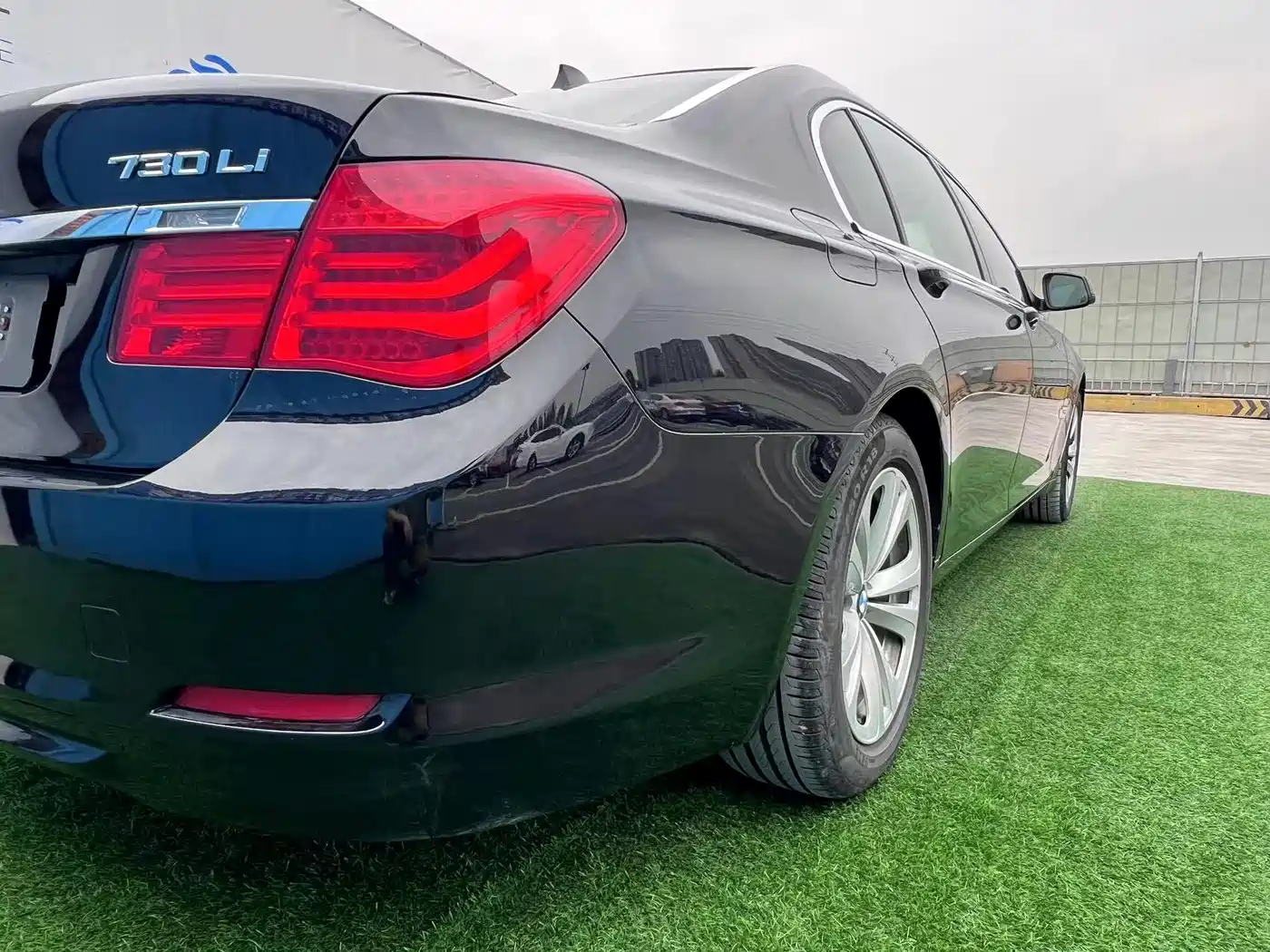 BMW 7 Series 2011 730Li Elegance фото 8