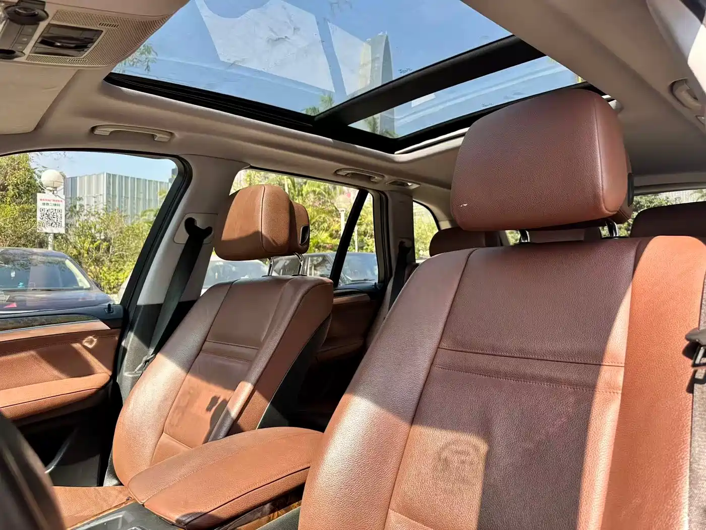 BMW X5 (Import) 2011 xDrive35i Leading Edition фото 14
