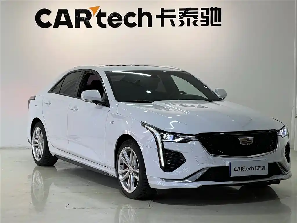 CADILLAC CT4