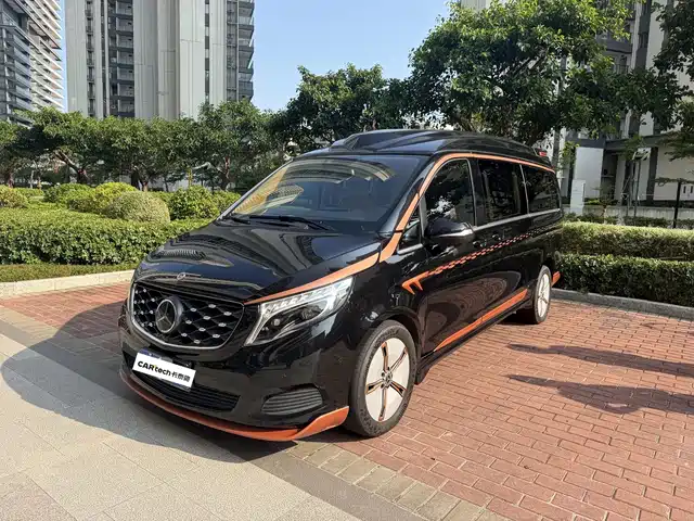 AUXUN Aoxuan 2.0T 大白鲨