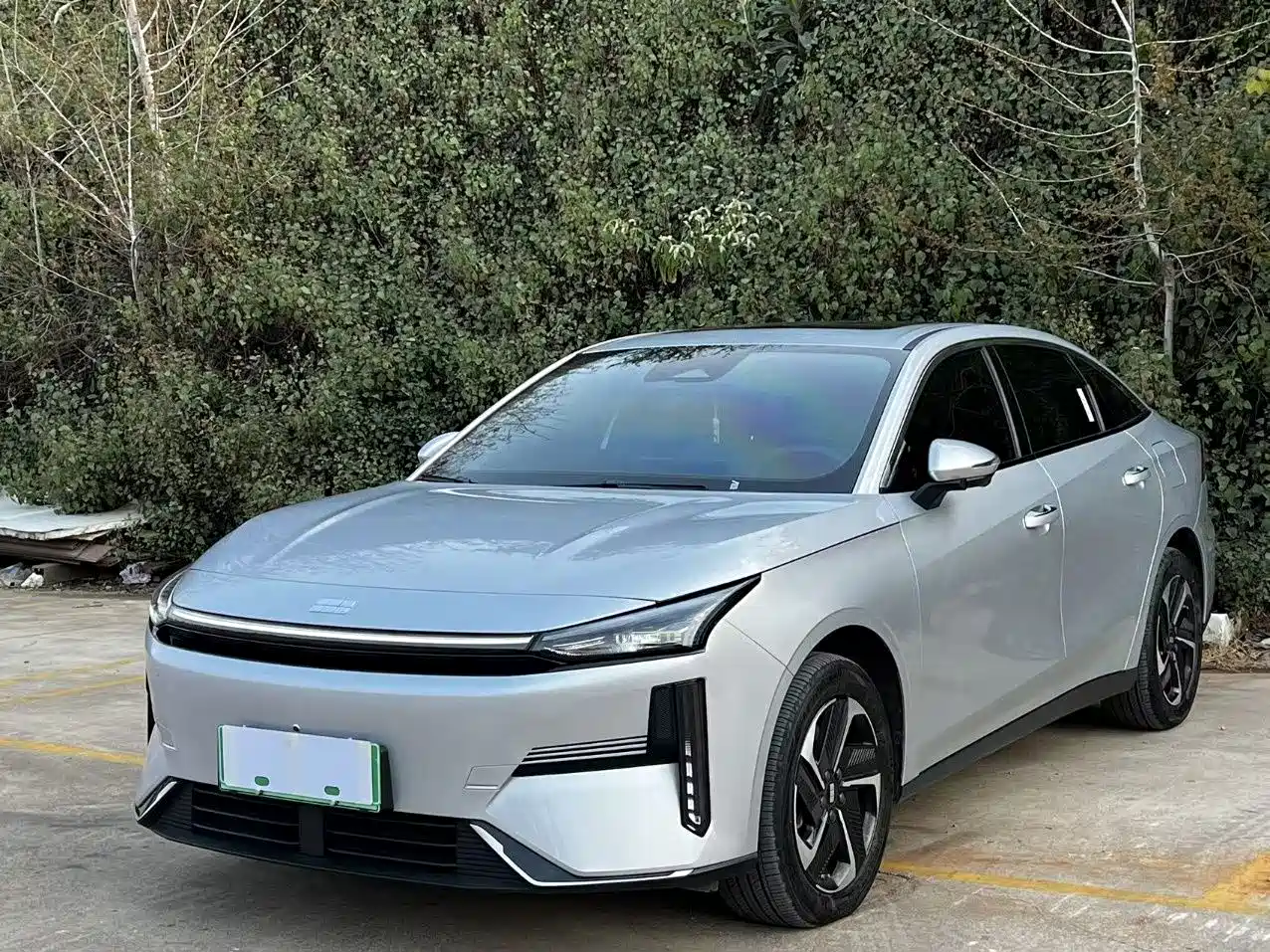 Geely Galaxy Galaxy L6 2025 EM-i 140km Starship Edition