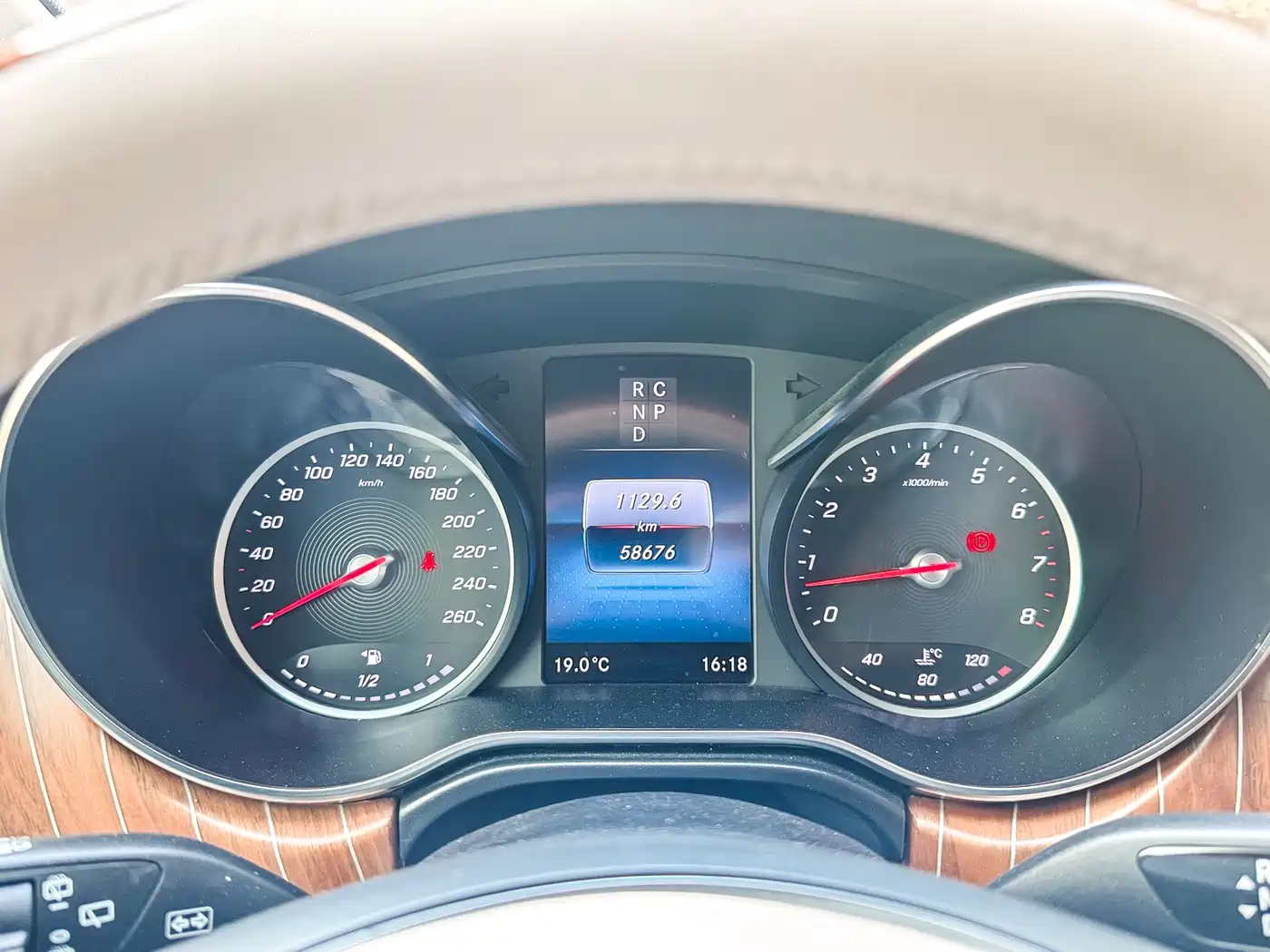 MERCEDES-BENZ V CLASS