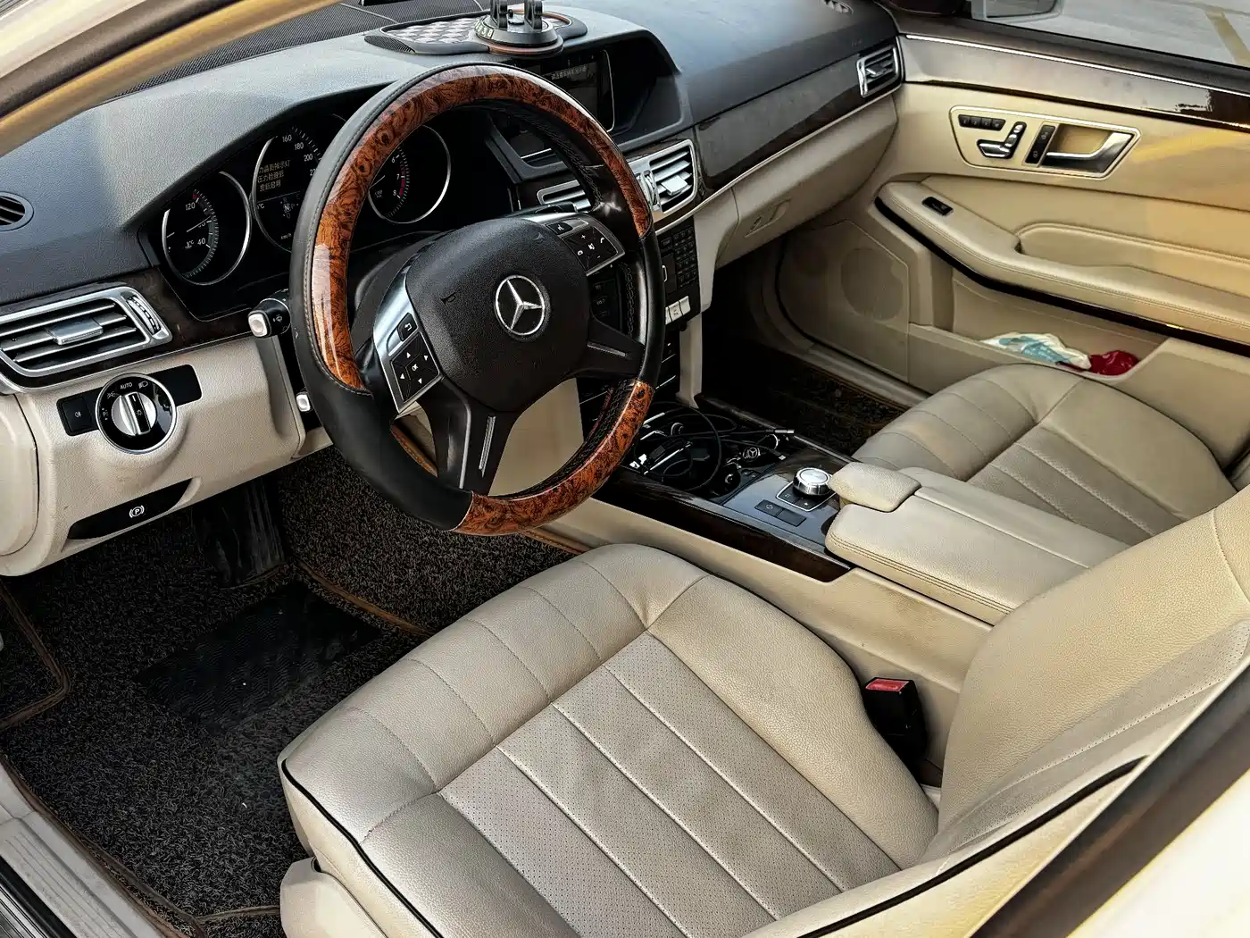 Mercedes-Benz E-Class 2015 E 260 L фото 4