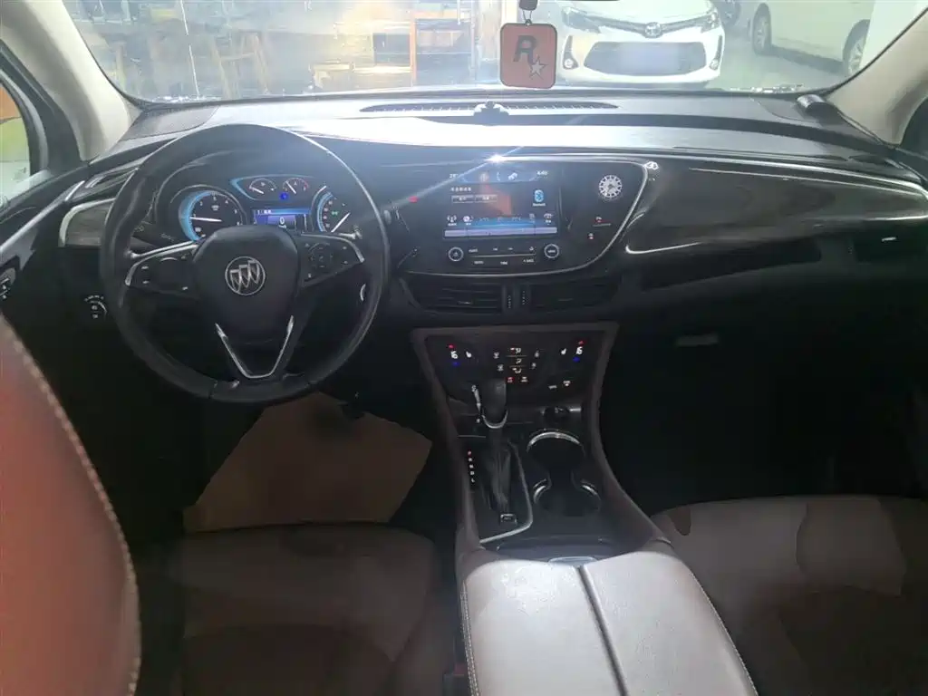 Buick Envision Plus 2017 20T FWD Elite фото 9