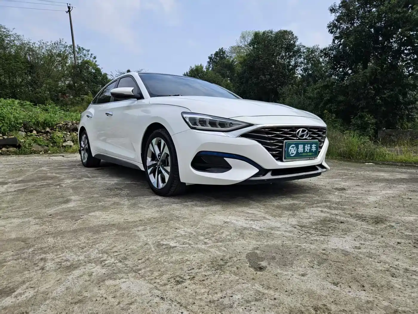 Hyundai Fista 2019 280TGDi Sport Edition China VI фото 2