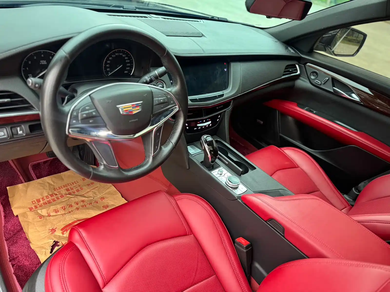 Фото 11 - Cadillac CT6
