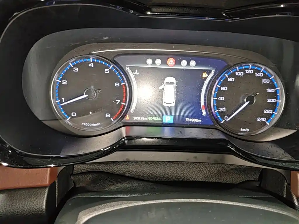 GAC Trumpchi Trumpchi GS8 2017 320T 2WD Luxury Smart Connect (7-seater) фото 12