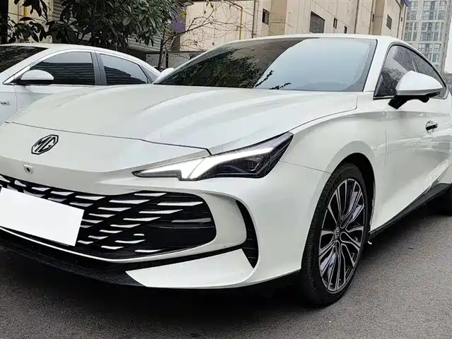  MG MG7 2023 2.0T Automatic Hunting Beauty Luxury Edition