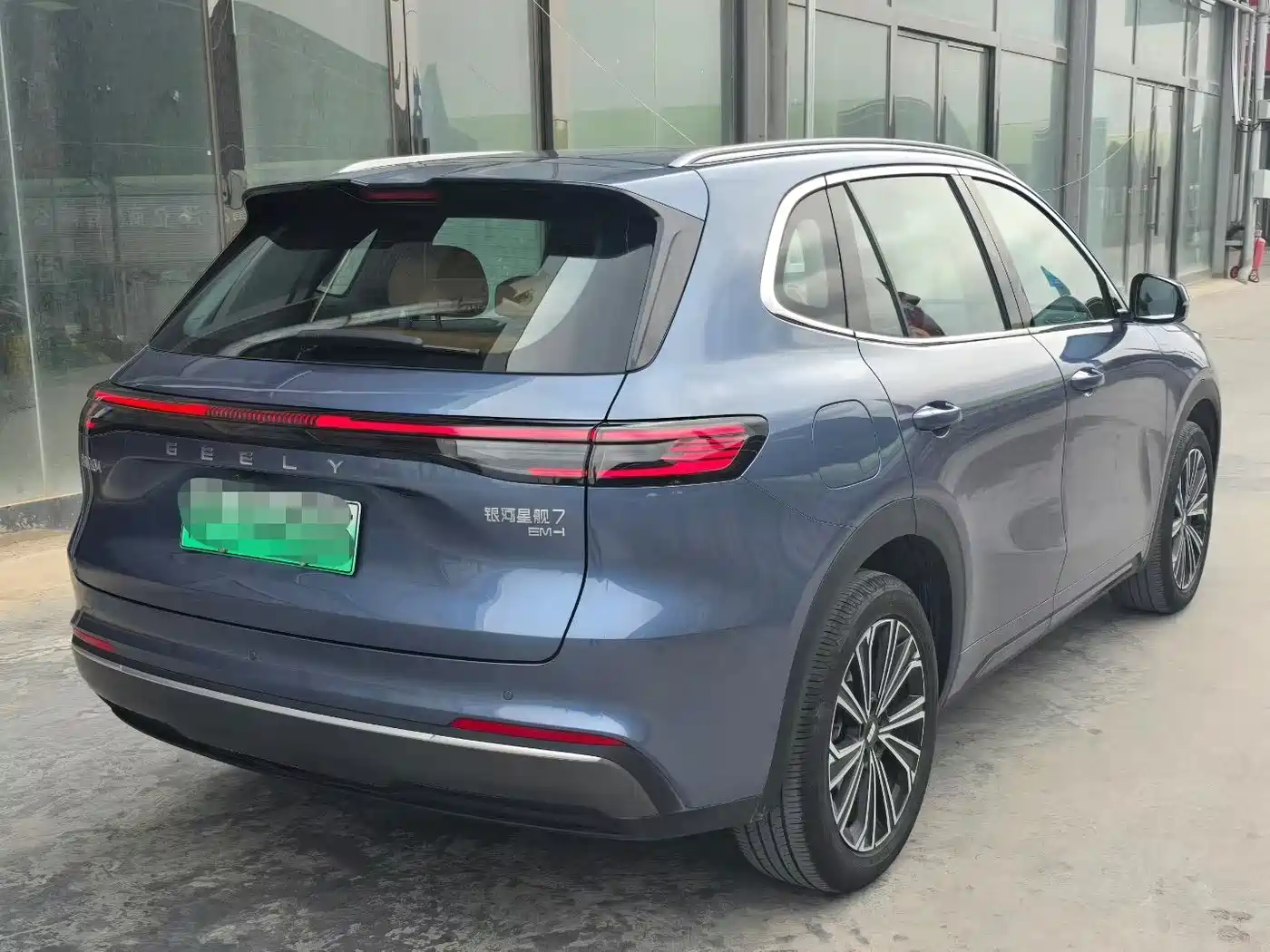 Geely Galaxy Galaxy Starship 7 EM-i 2026 Model 135km Pilot Edition фото 4