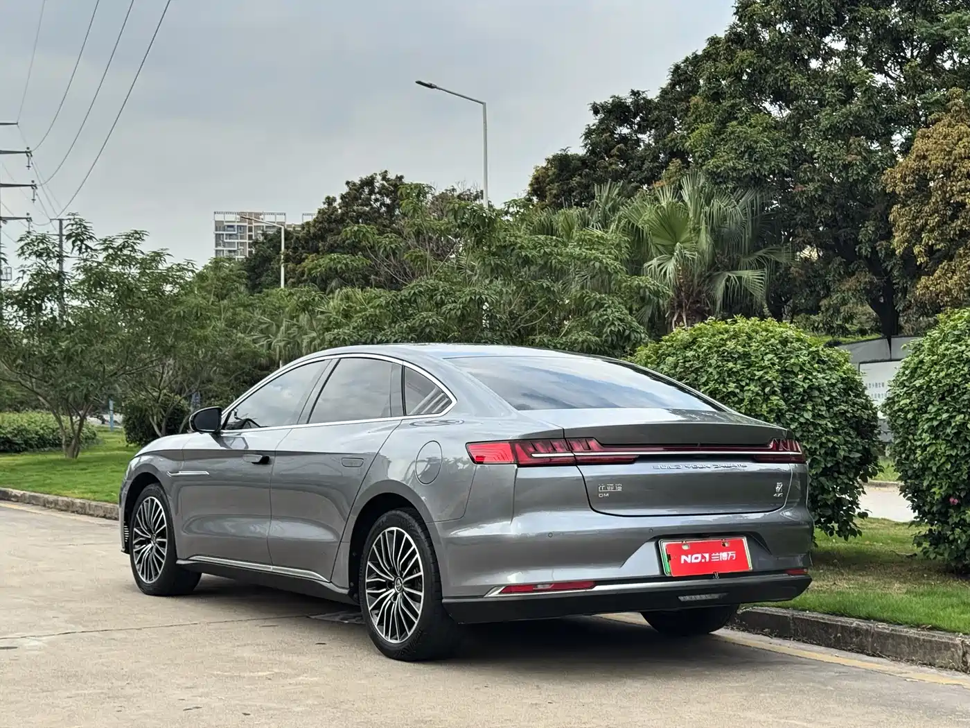 BYD HAN