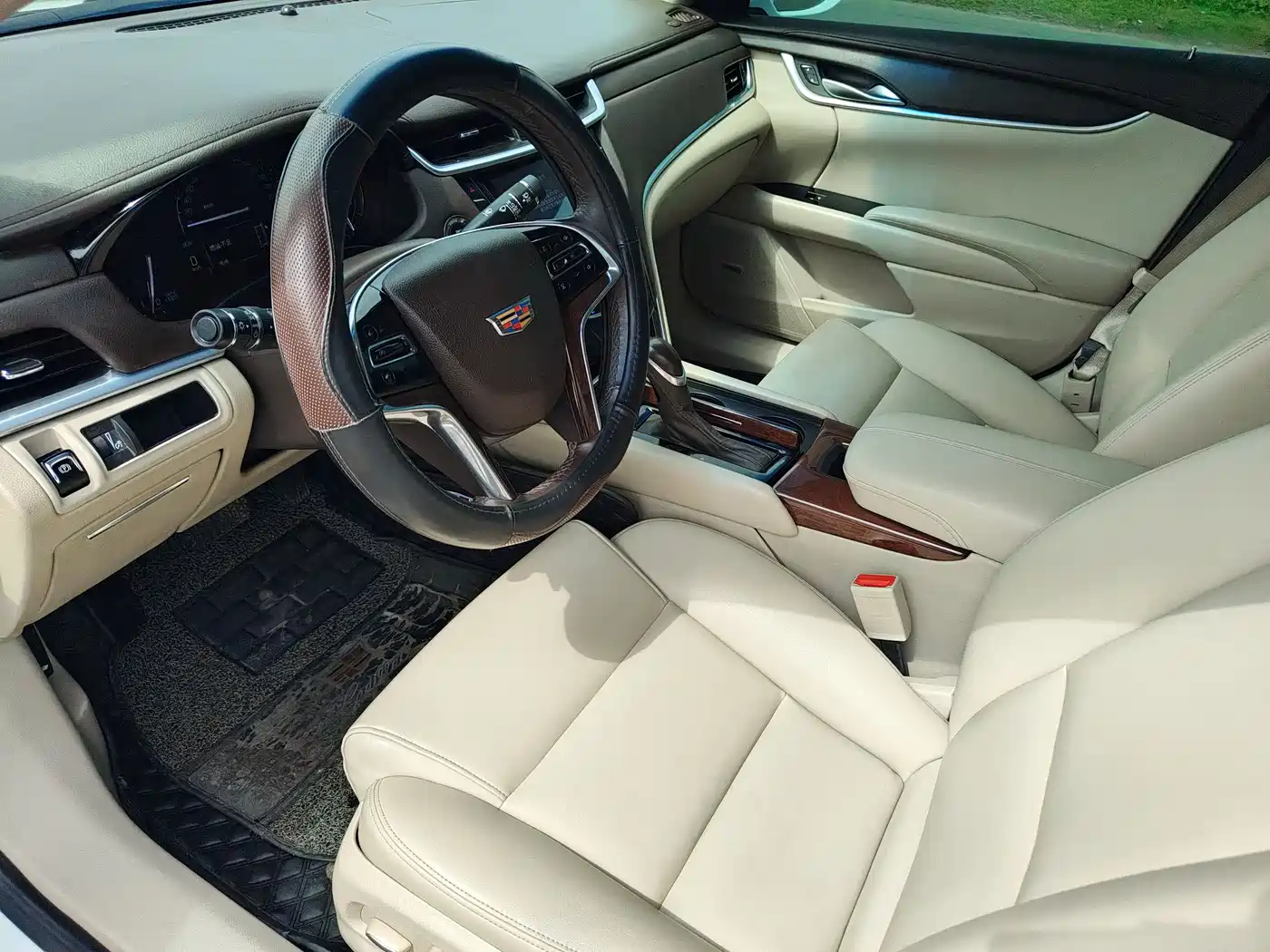 Cadillac XTS 2017 28T Technology фото 4