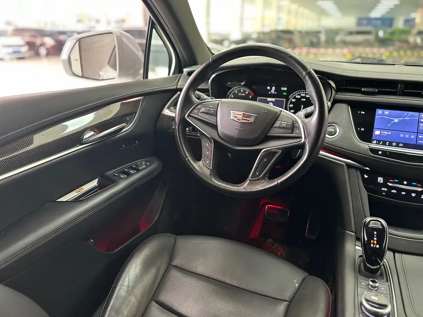 Cadillac XT5 2022 2.0T AWD Luxury (Hummingbird Edition) фото 13