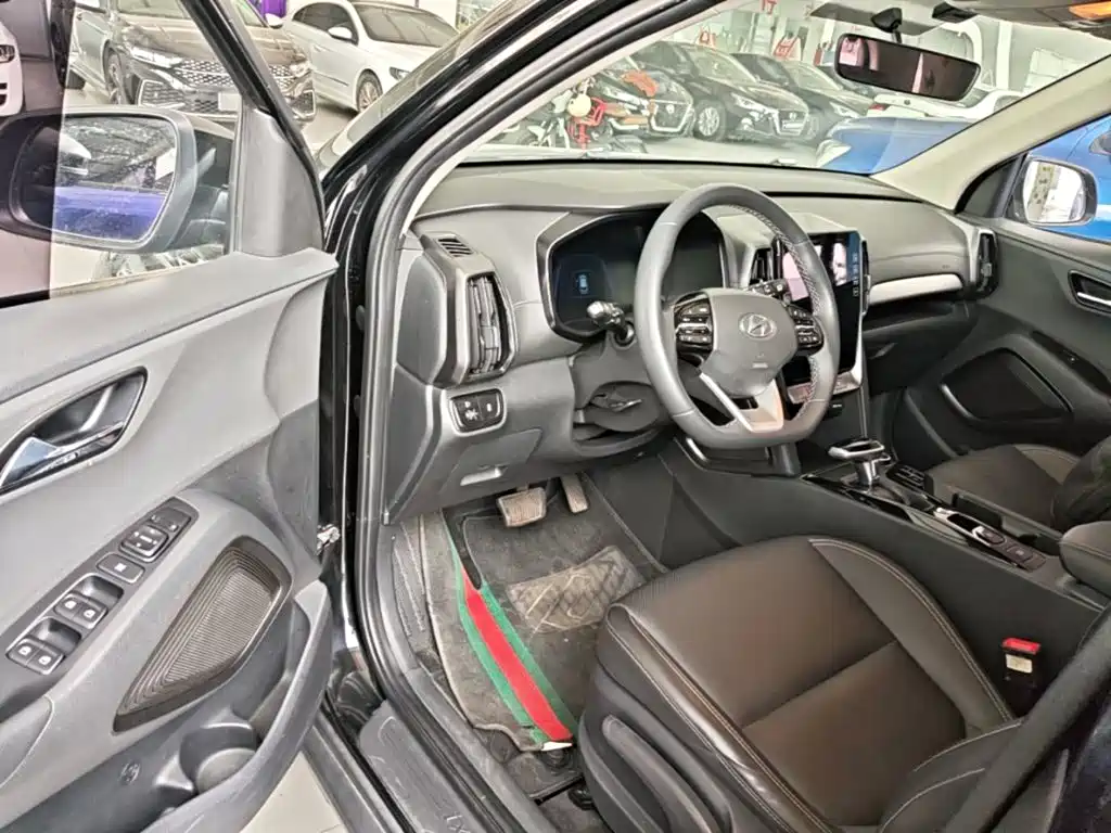 Hyundai Beijing Hyundai ix35 2023 2021 2.0L Automatic 2WD GLS Leading Edition