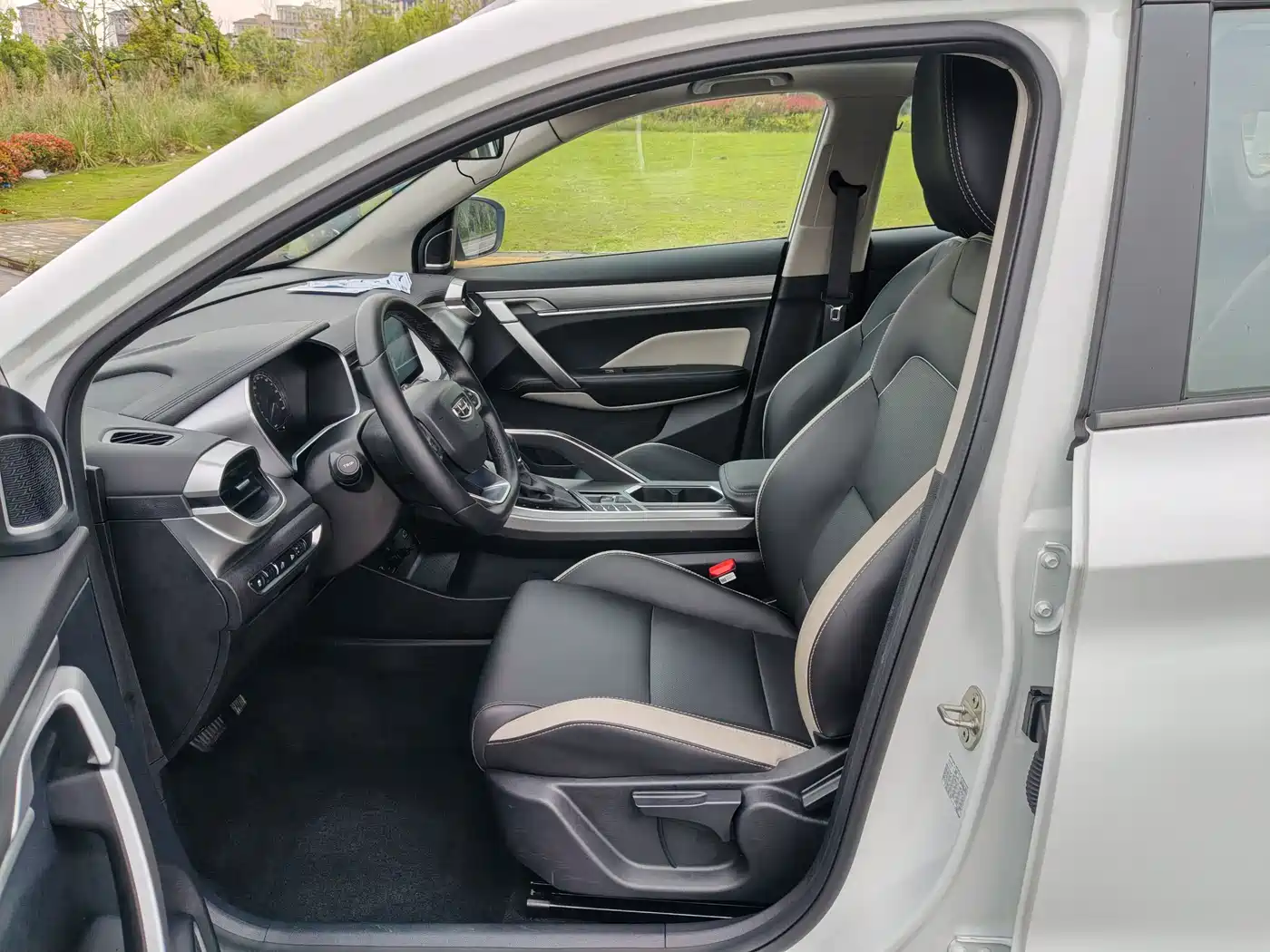 GEELY AUTOMOBILE BINYUE