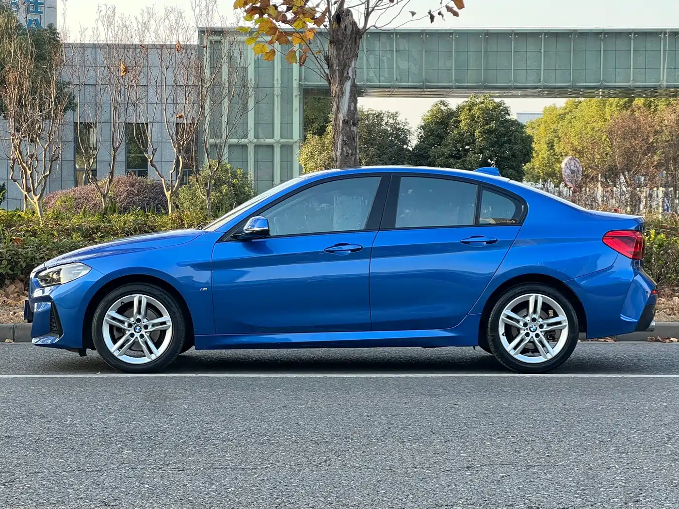 BMW 1 Series 2019 118i M Sport Package фото 6