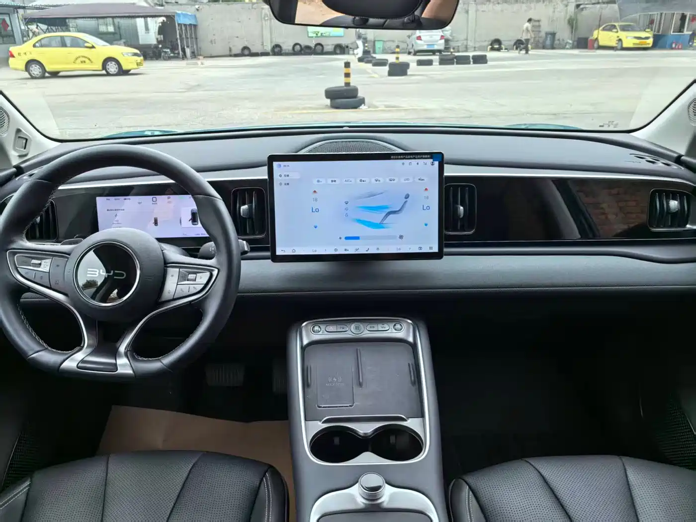 BYD Hai Shi 05 EV 2025 520KM Flagship Smart Navigation Edition фото 7