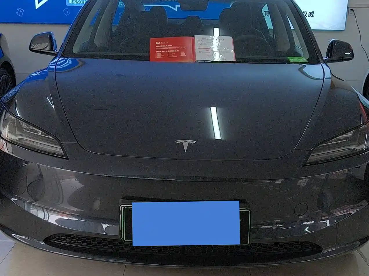 TESLA MODEL 3