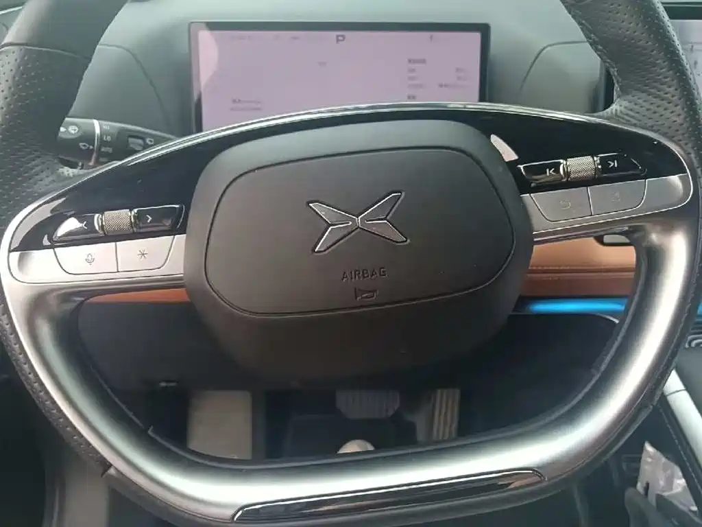 Фото 6 - XPeng G9