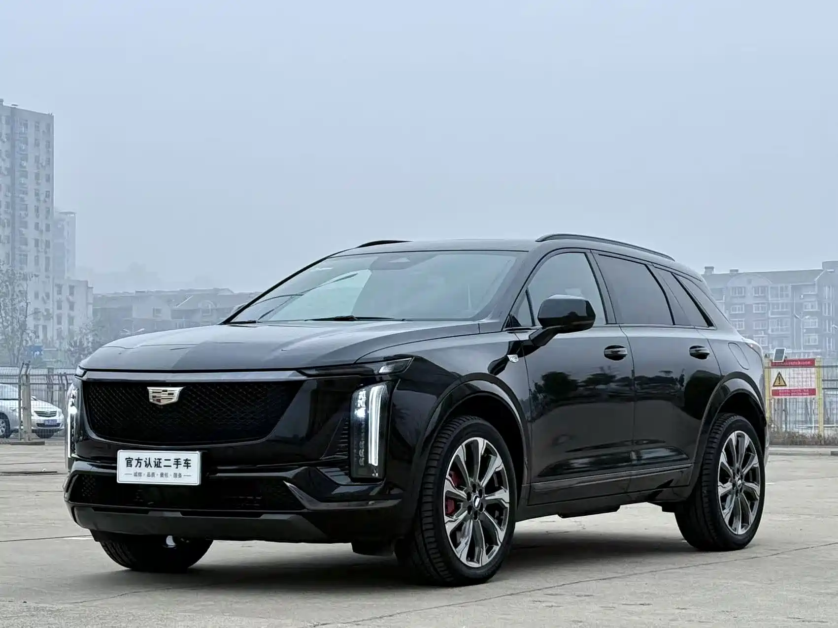 Фото 2 - Cadillac XT5