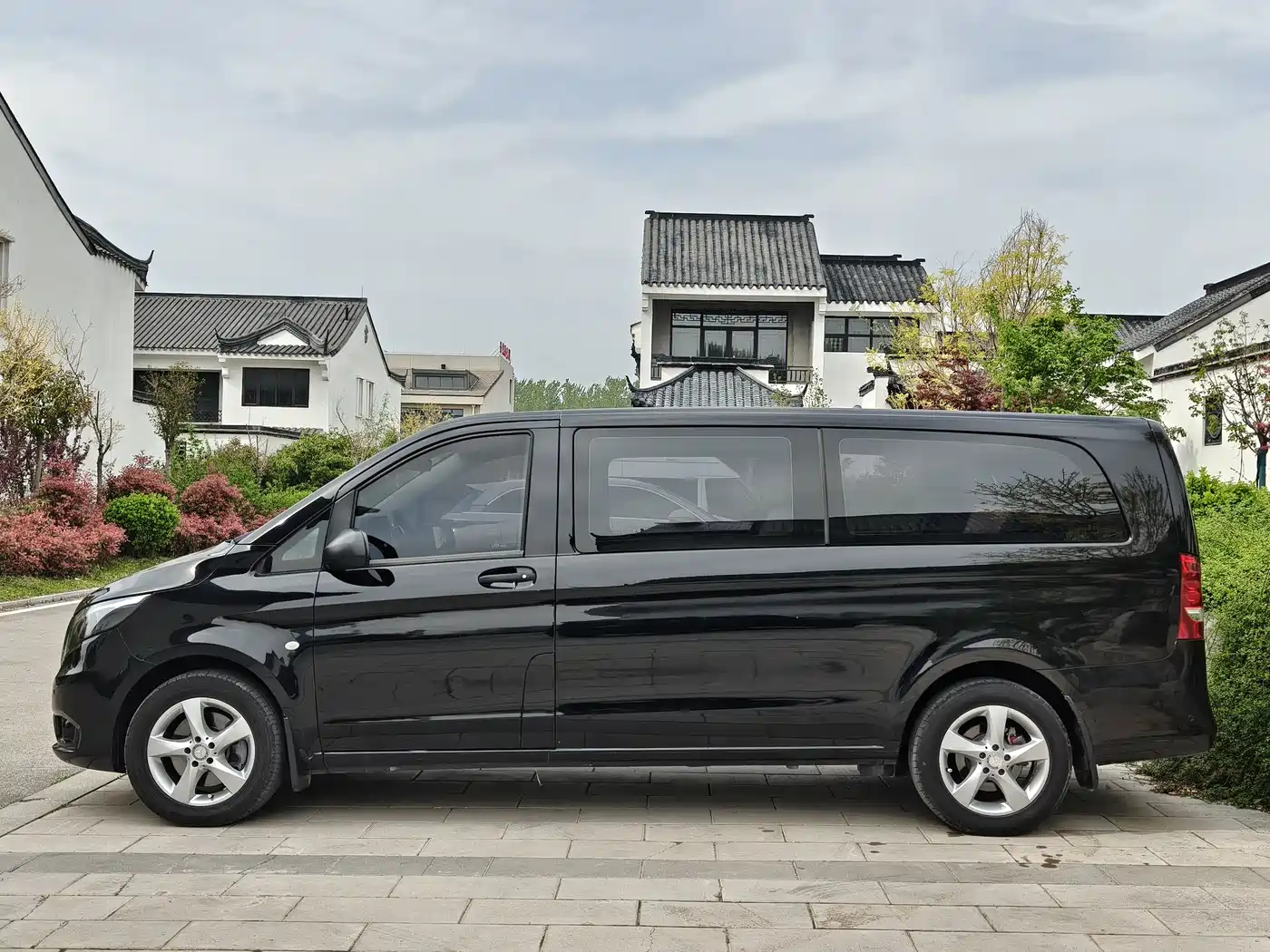 Mercedes-Benz Vito 2016 2.0T Elite Edition фото 5