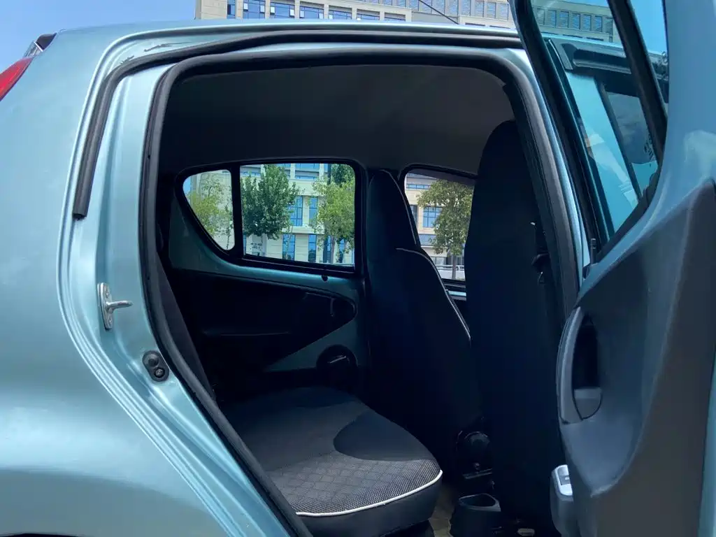 Фото 7 - BYD F0