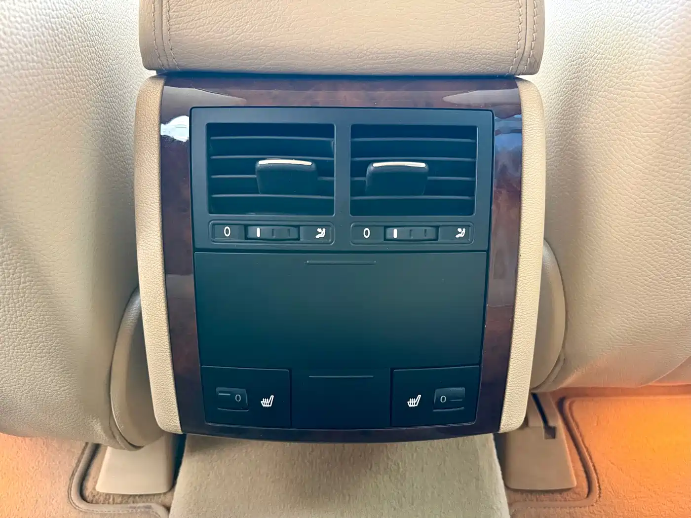 Volkswagen Touareg 2005 2004 Model 3.2L Standard Edition