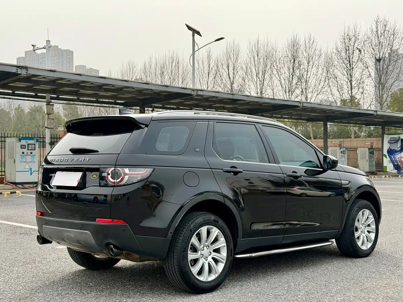 Land Rover Discovery Sport 2018 240PS SE Edition фото 11