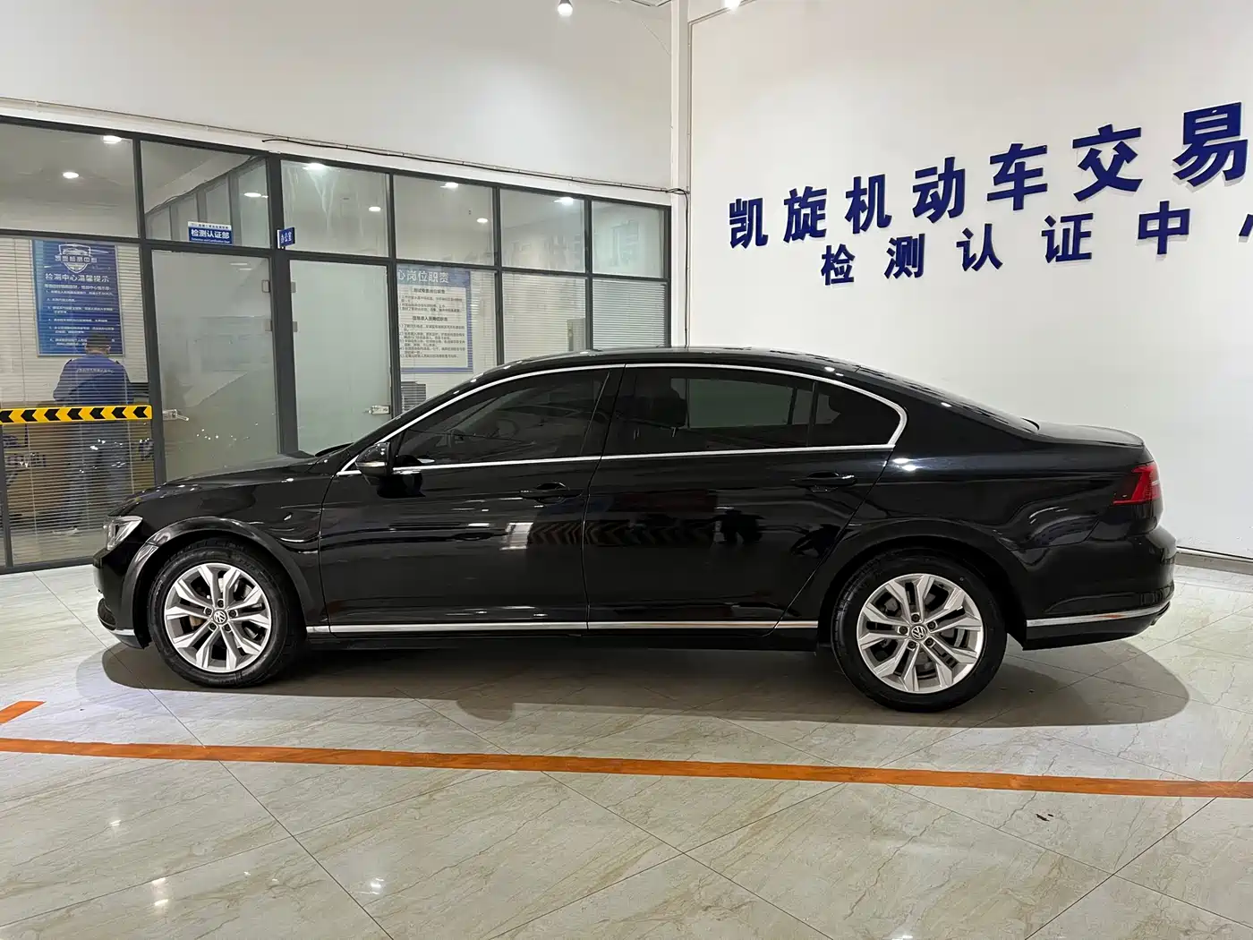 Volkswagen Magotan 2018 380TSI DSG Luxury фото 7