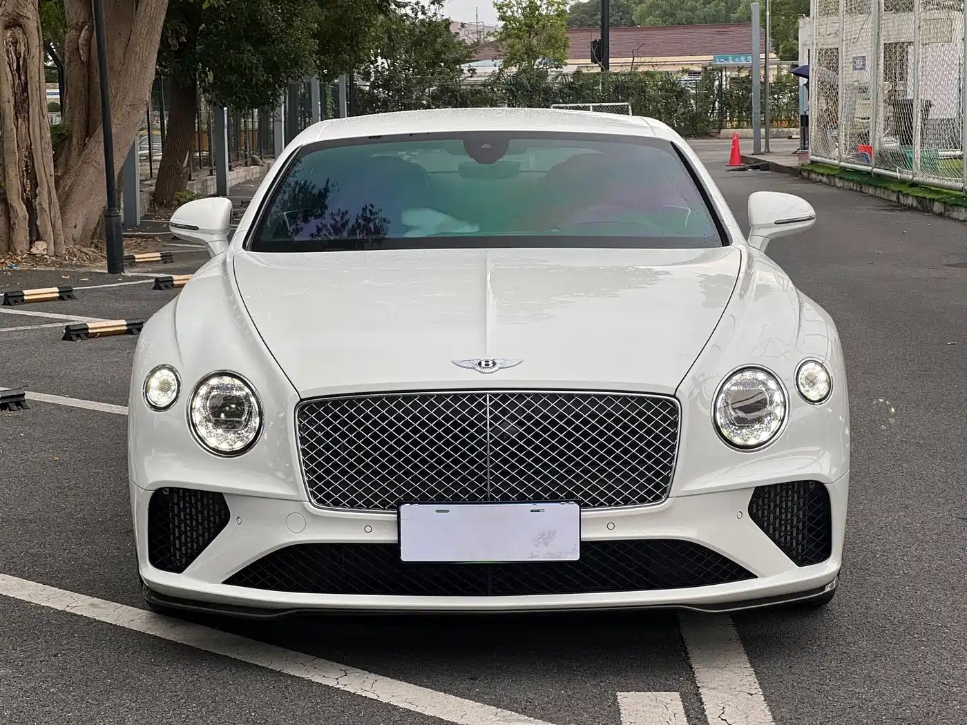 Bentley Continental 2023 2022 4.0T GT V8 Mulliner