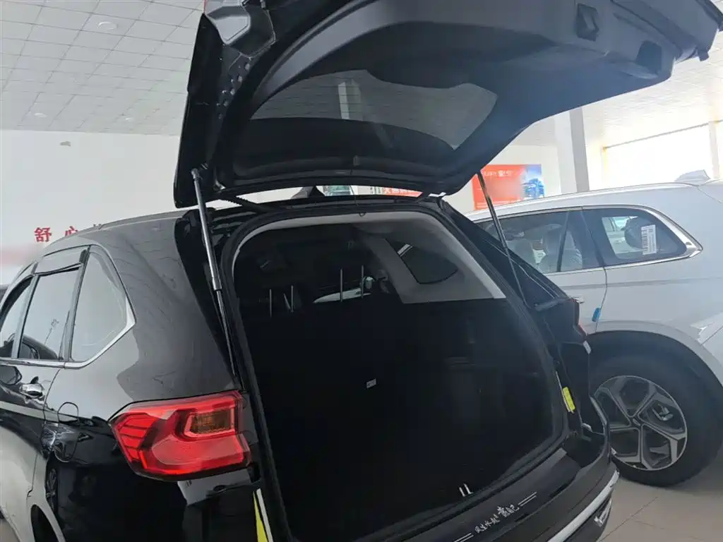 Haval M6 2023 PLUS 1.5T DCT Elite Smart Connect фото 19