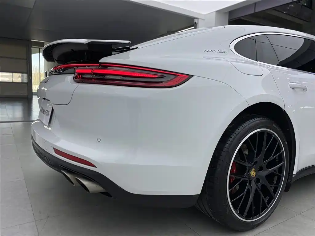 Porsche Panamera 2017 Panamera 4S Executive Long Wheelbase 2.9T фото 38