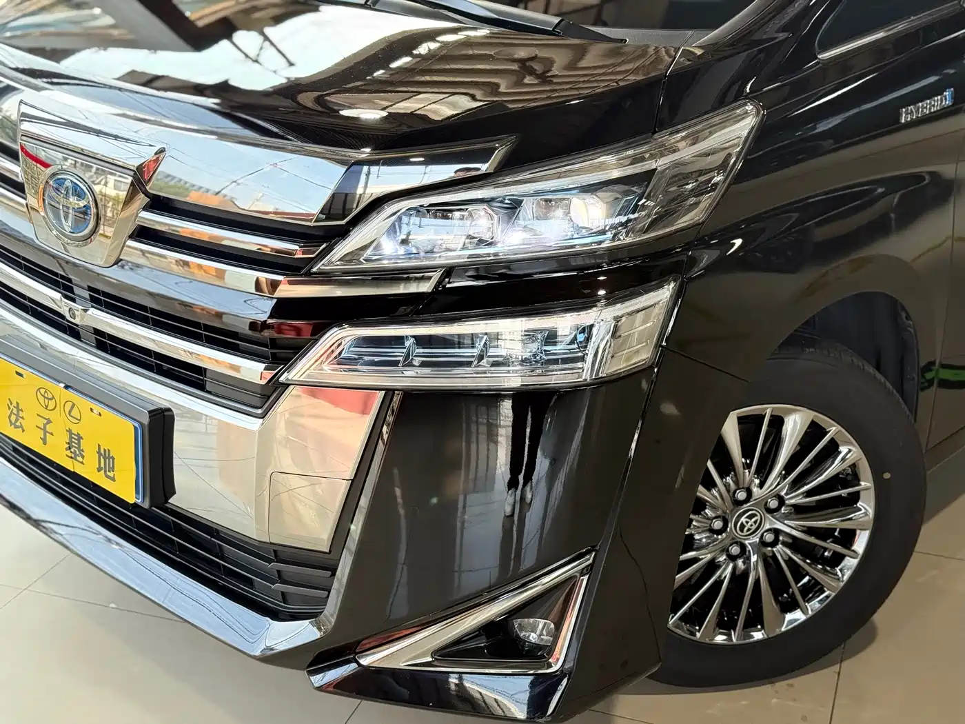 Toyota Vellfire 2019 2019 Hybrid 2.5L HV Premium Edition