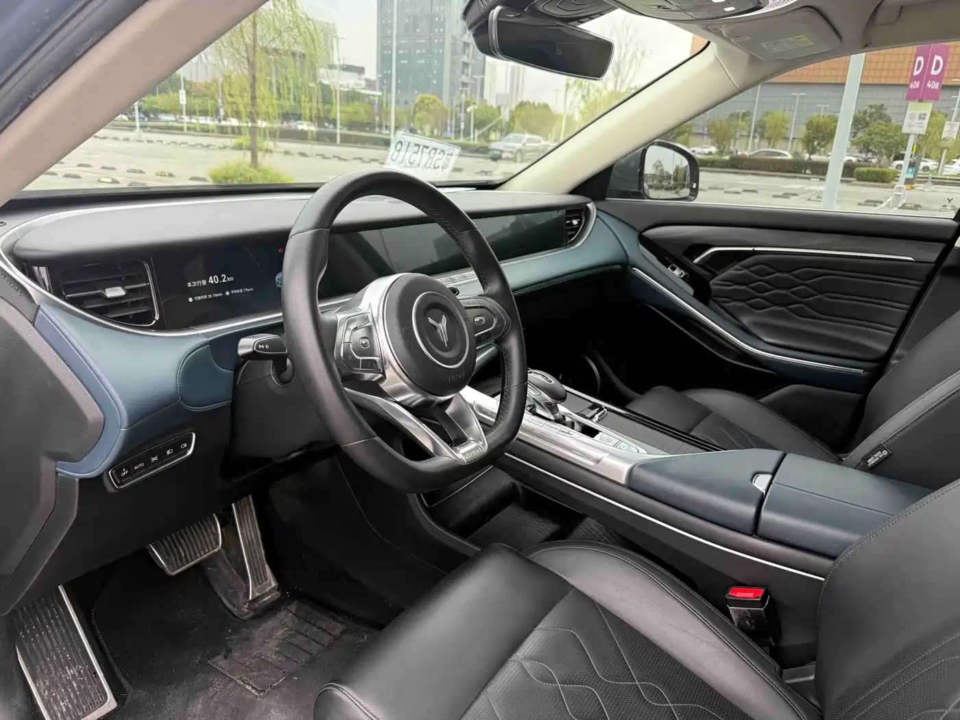 Voyah Free 2021 2021 AWD Standard Range Extender Exclusive Luxury Package