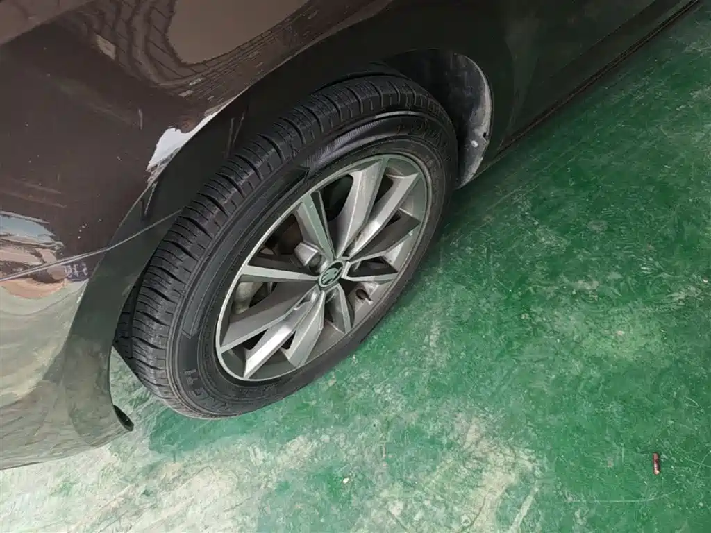 Škoda Octavia 2018 TSI230 DSG Comfort Edition фото 23